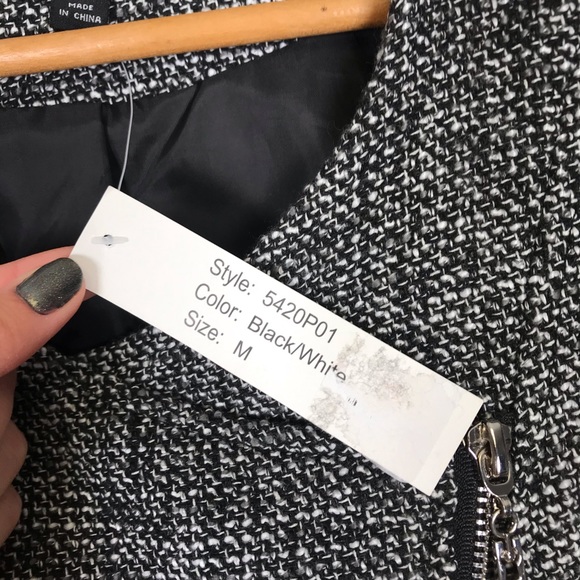 Eden Court Black and White Zipper Jacket - Picture 2 of 5